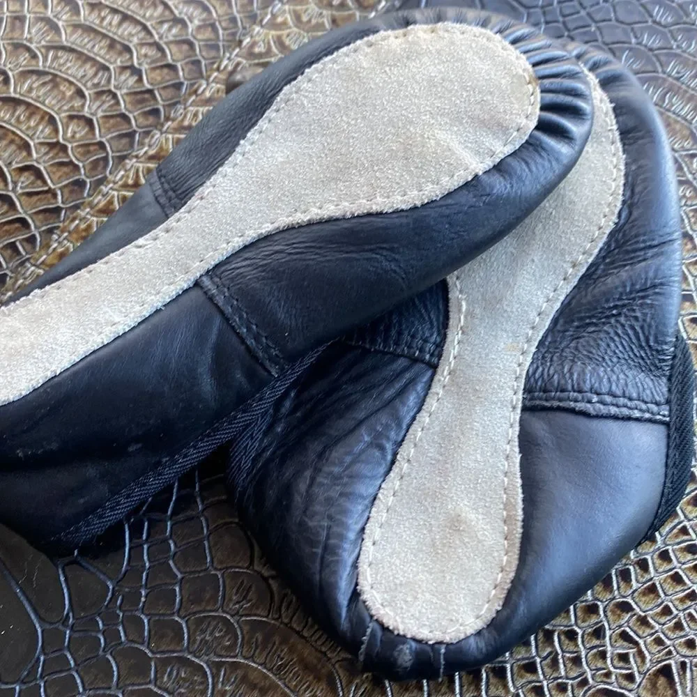 Leather ballet 🩰 toddler shoes black size 1